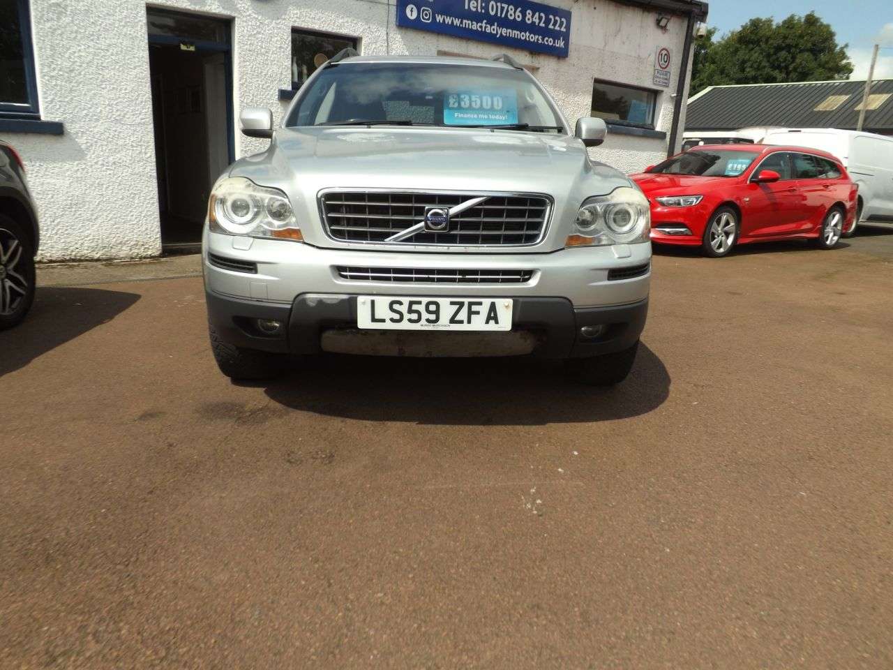 A 2009 VOLVO XC90 2.4 D5 Active SUV 5dr Diesel Geartronic AWD (224 g/km, 182 bhp) A 2009 VOLVO XC90 2.4 D5 Active SUV 5dr Diesel Geartronic AWD (224 g/km, 182 bhp)