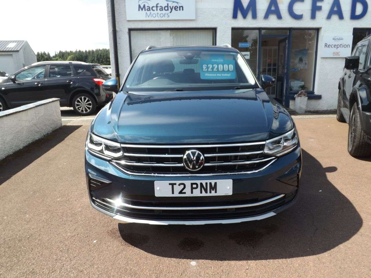 A 2022 VOLKSWAGEN TIGUAN 1.5 TSI Elegance SUV 5dr Petrol DSG Euro 6 (s/s) (150 ps) A 2022 VOLKSWAGEN TIGUAN 1.5 TSI Elegance SUV 5dr Petrol DSG Euro 6 (s/s) (150 ps)