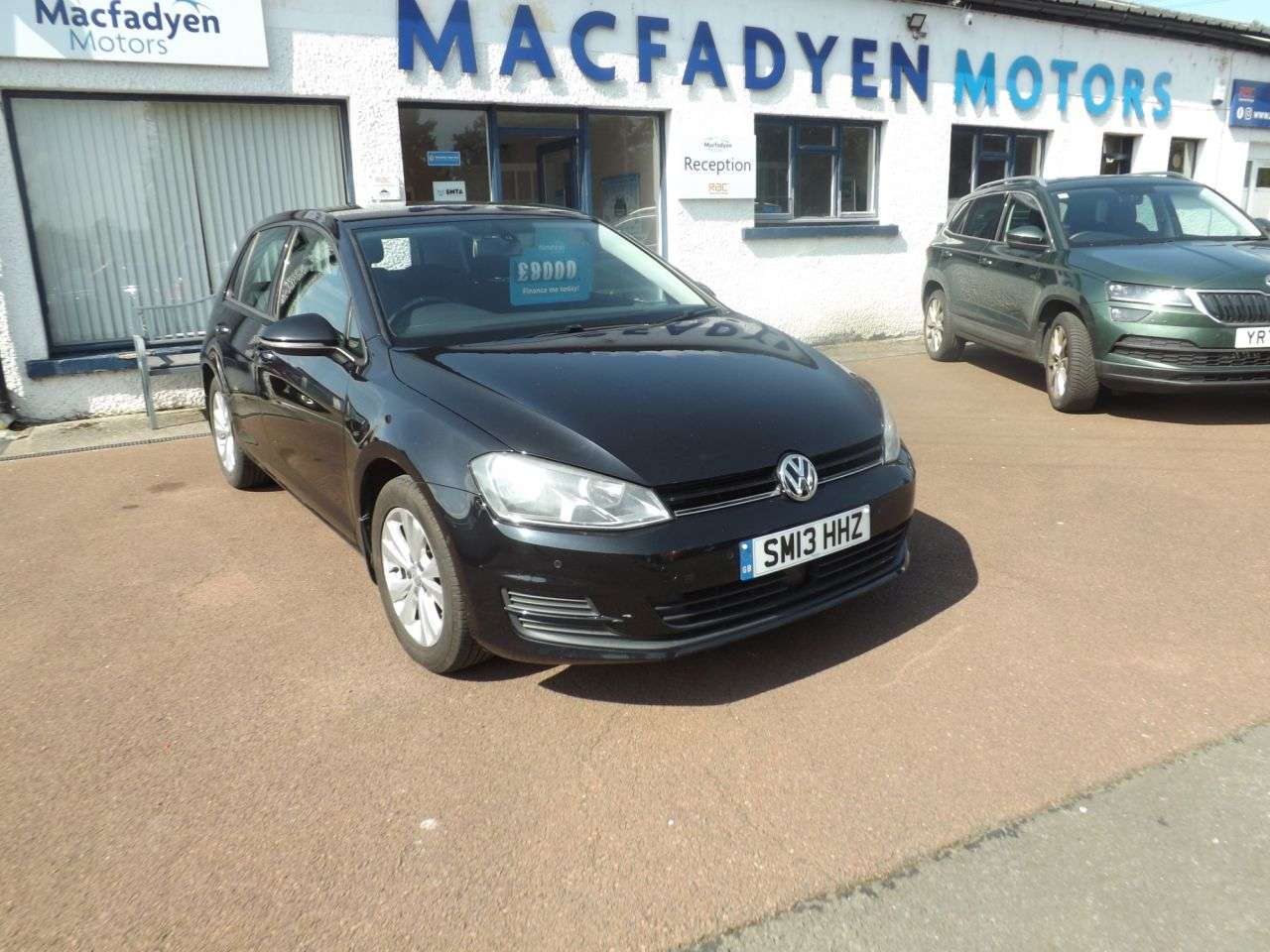 A 2013 VOLKSWAGEN GOLF 1.4 TSI BlueMotion Tech SE Hatchback 5dr Petrol DSG Euro 5 (s/s) (122 ps) A 2013 VOLKSWAGEN GOLF 1.4 TSI BlueMotion Tech SE Hatchback 5dr Petrol DSG Euro 5 (s/s) (122 ps)