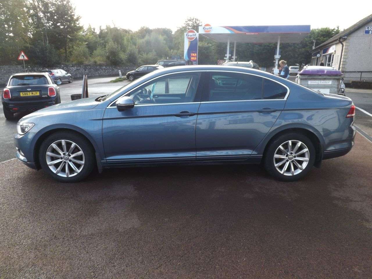 A 2015 VOLKSWAGEN PASSAT 1.6 TDI BlueMotion Tech SE Business Saloon 4dr Diesel DSG Euro 6 (s/s) (120 A 2015 VOLKSWAGEN PASSAT 1.6 TDI BlueMotion Tech SE Business Saloon 4dr Diesel DSG Euro 6 (s/s) (120