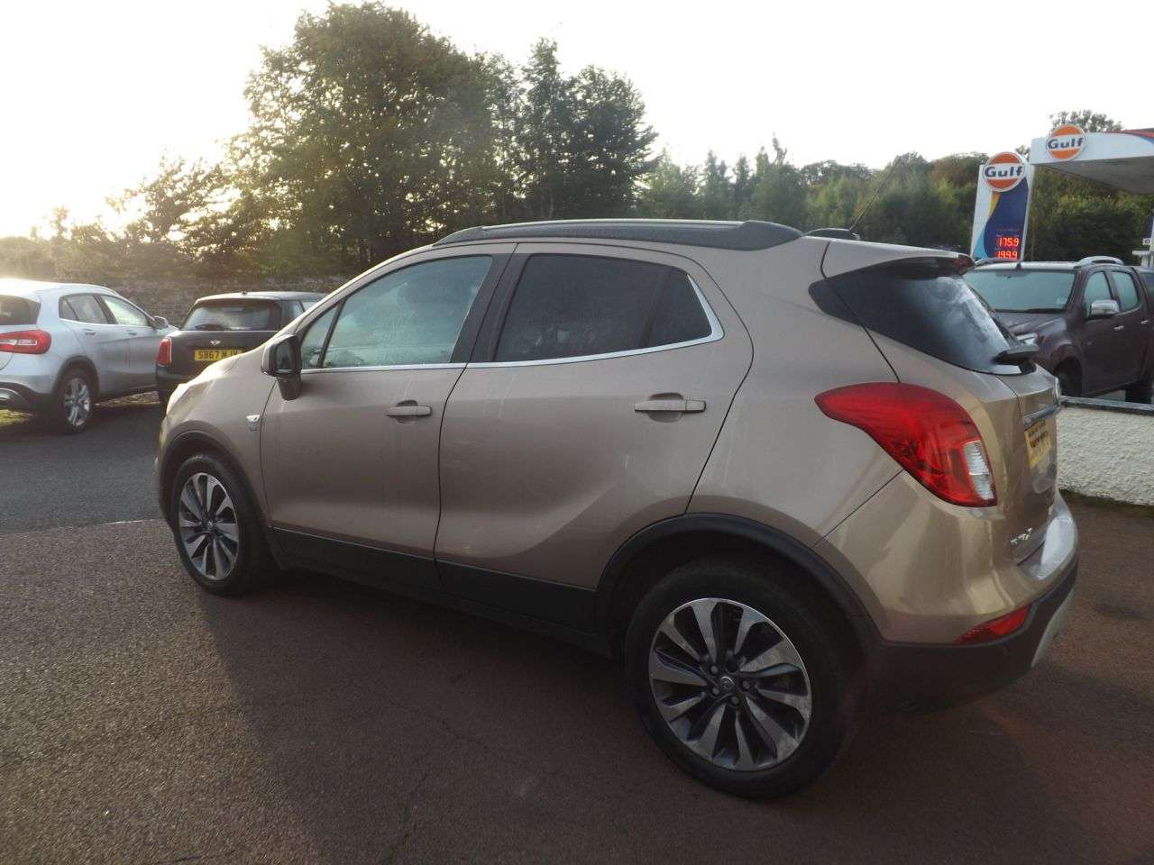 A 2018 VAUXHALL MOKKA X 1.4i Turbo Elite Nav SUV 5dr Petrol Auto Euro 6 (140 ps) A 2018 VAUXHALL MOKKA X 1.4i Turbo Elite Nav SUV 5dr Petrol Auto Euro 6 (140 ps)