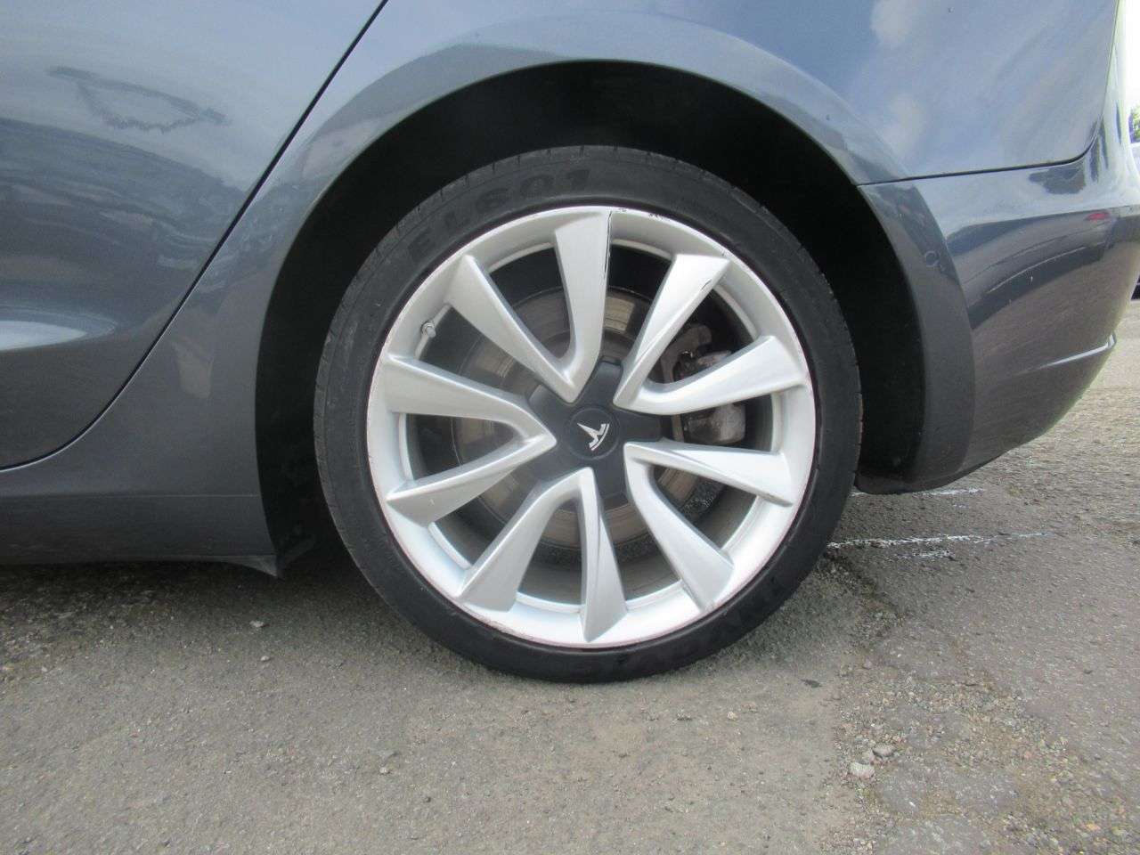 2019 TESLA MODEL 3 2019 TESLA MODEL 3