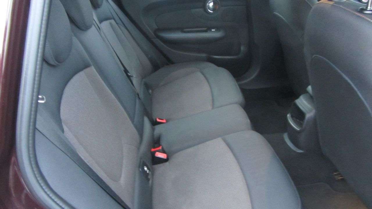 2015 MINI CLUBMAN 2015 MINI CLUBMAN