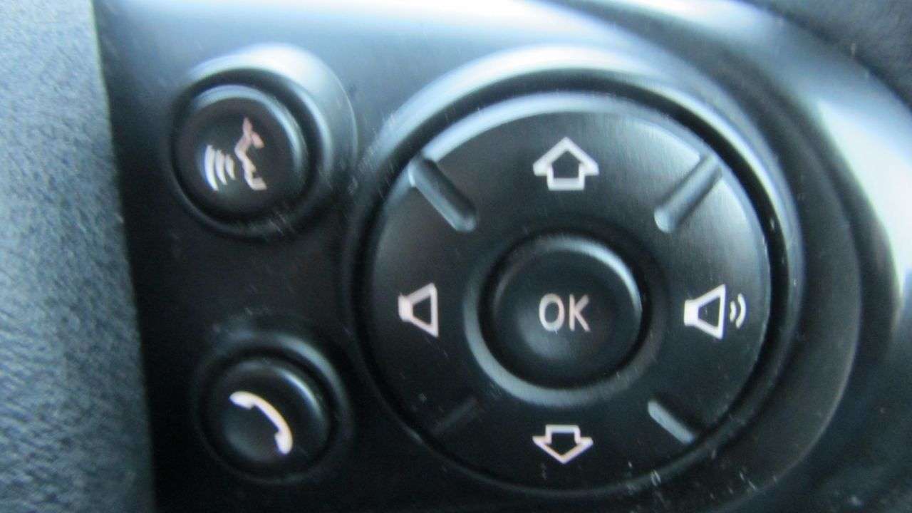 2015 MINI CLUBMAN 2015 MINI CLUBMAN