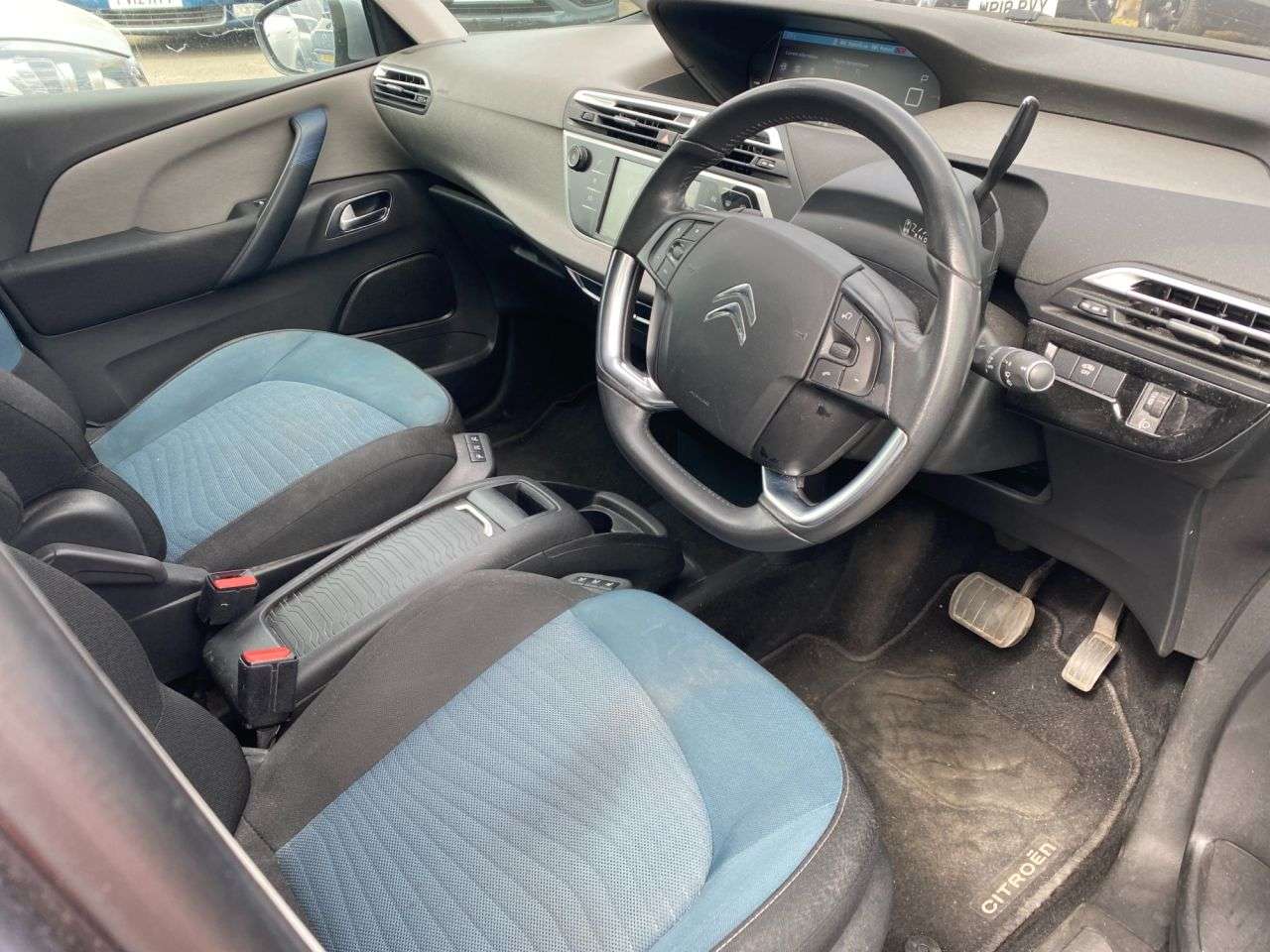 A 2019 CITROEN GRAND C4 SPACETOURER 1.2 PureTech Feel MPV 5dr Petrol EAT8 Euro 6 (s/s) (130 ps) 7 Seater A 2019 CITROEN GRAND C4 SPACETOURER 1.2 PureTech Feel MPV 5dr Petrol EAT8 Euro 6 (s/s) (130 ps) 7 Seater