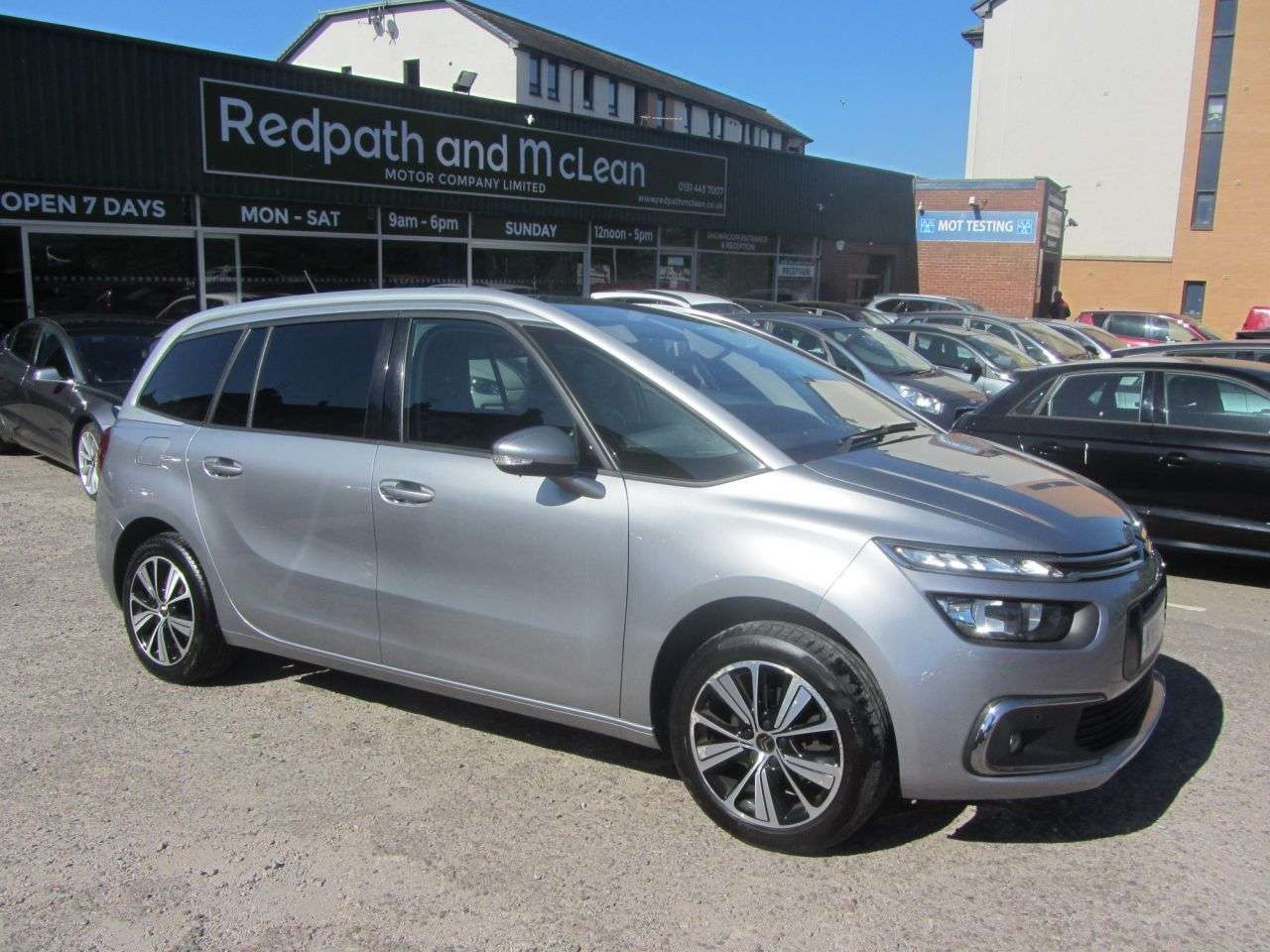 A 2019 CITROEN GRAND C4 SPACETOURER 1.2 PureTech Feel MPV 5dr Petrol EAT8 Euro 6 (s/s) (130 ps) 7 Seater A 2019 CITROEN GRAND C4 SPACETOURER 1.2 PureTech Feel MPV 5dr Petrol EAT8 Euro 6 (s/s) (130 ps) 7 Seater