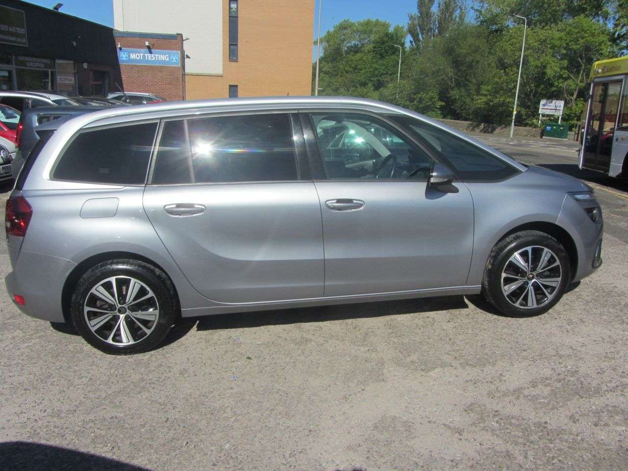 A 2019 CITROEN GRAND C4 SPACETOURER 1.2 PureTech Feel MPV 5dr Petrol EAT8 Euro 6 (s/s) (130 ps) 7 Seater A 2019 CITROEN GRAND C4 SPACETOURER 1.2 PureTech Feel MPV 5dr Petrol EAT8 Euro 6 (s/s) (130 ps) 7 Seater