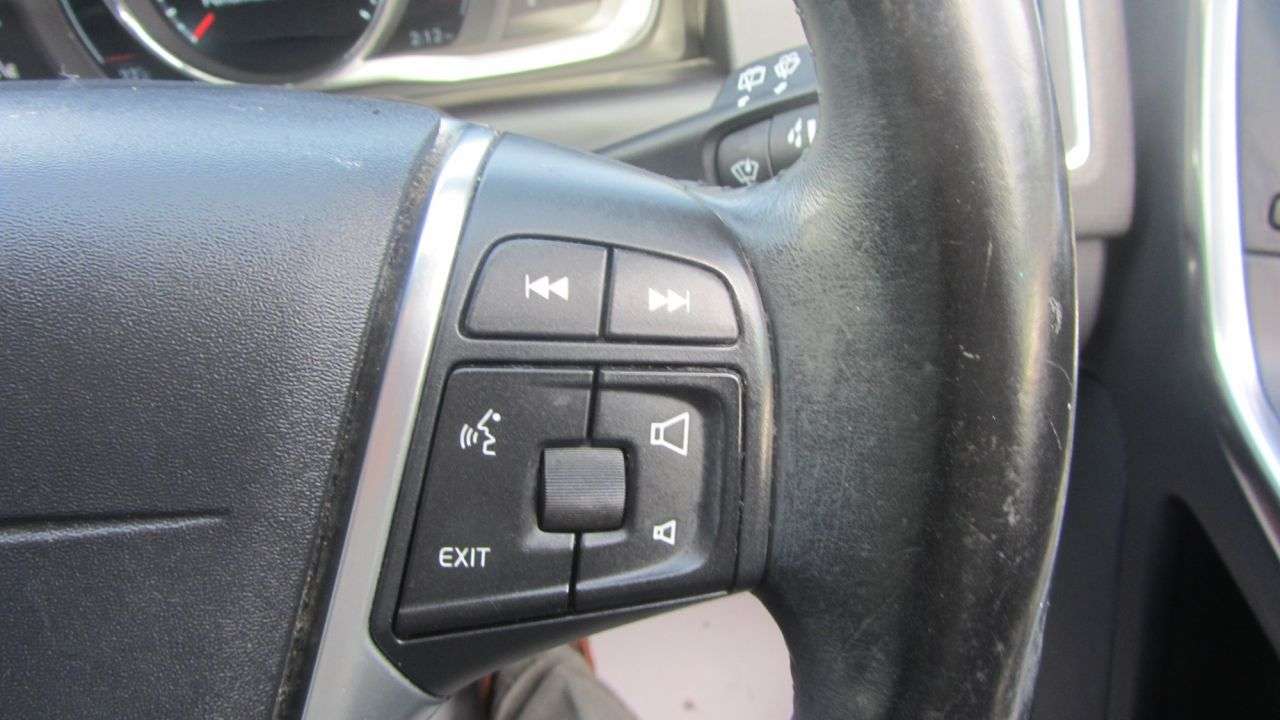 2015 VOLVO XC60 2015 VOLVO XC60