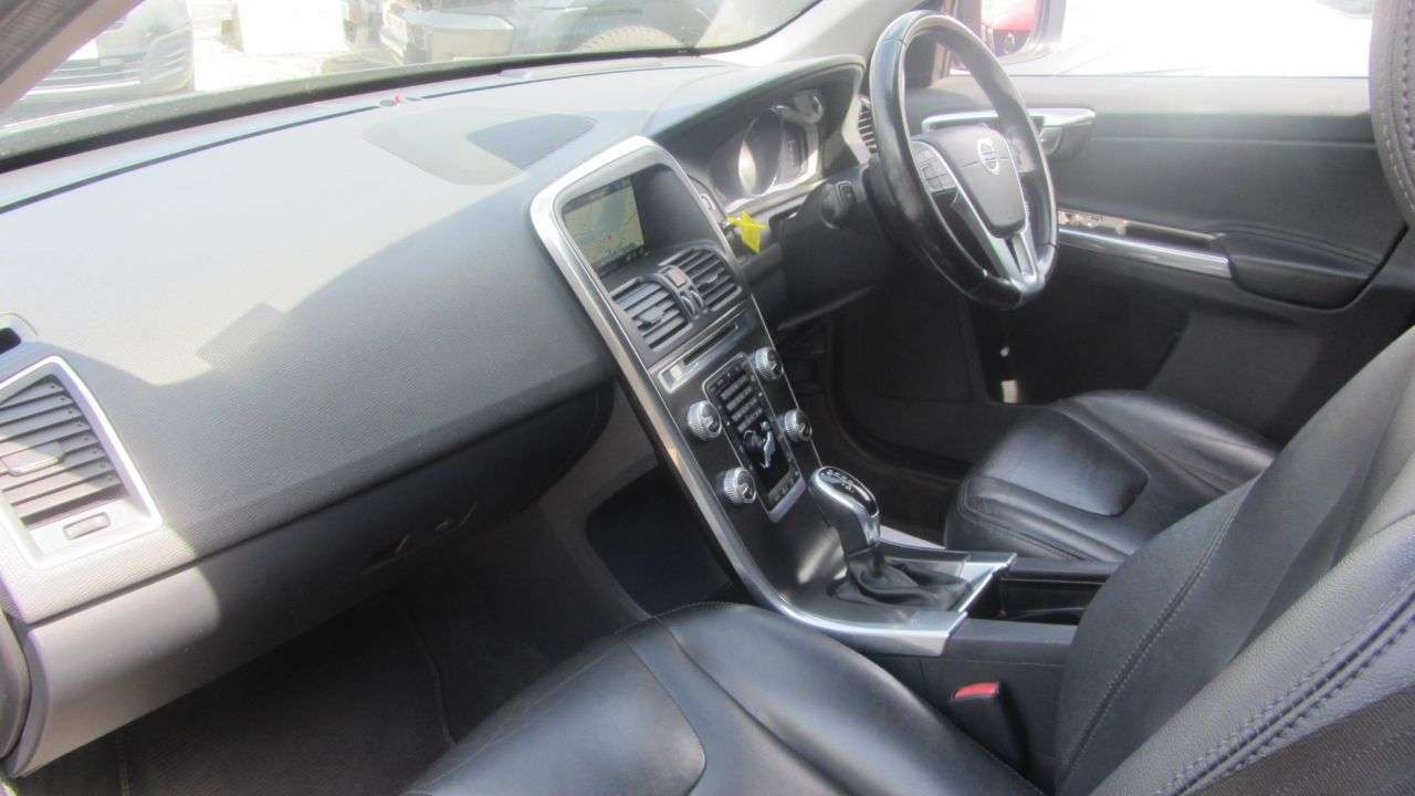 2015 VOLVO XC60 2015 VOLVO XC60