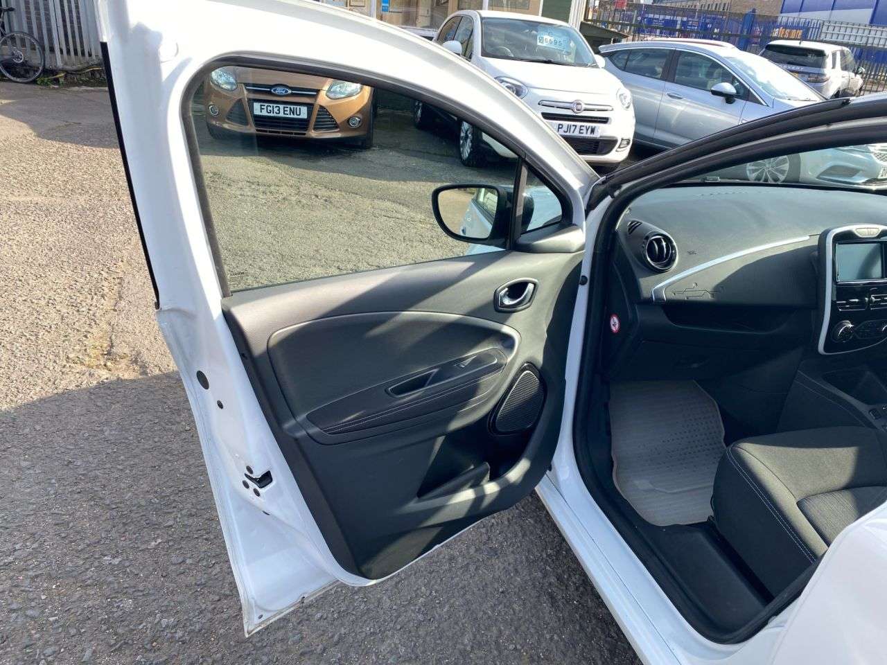 2017 RENAULT ZOE 2017 RENAULT ZOE