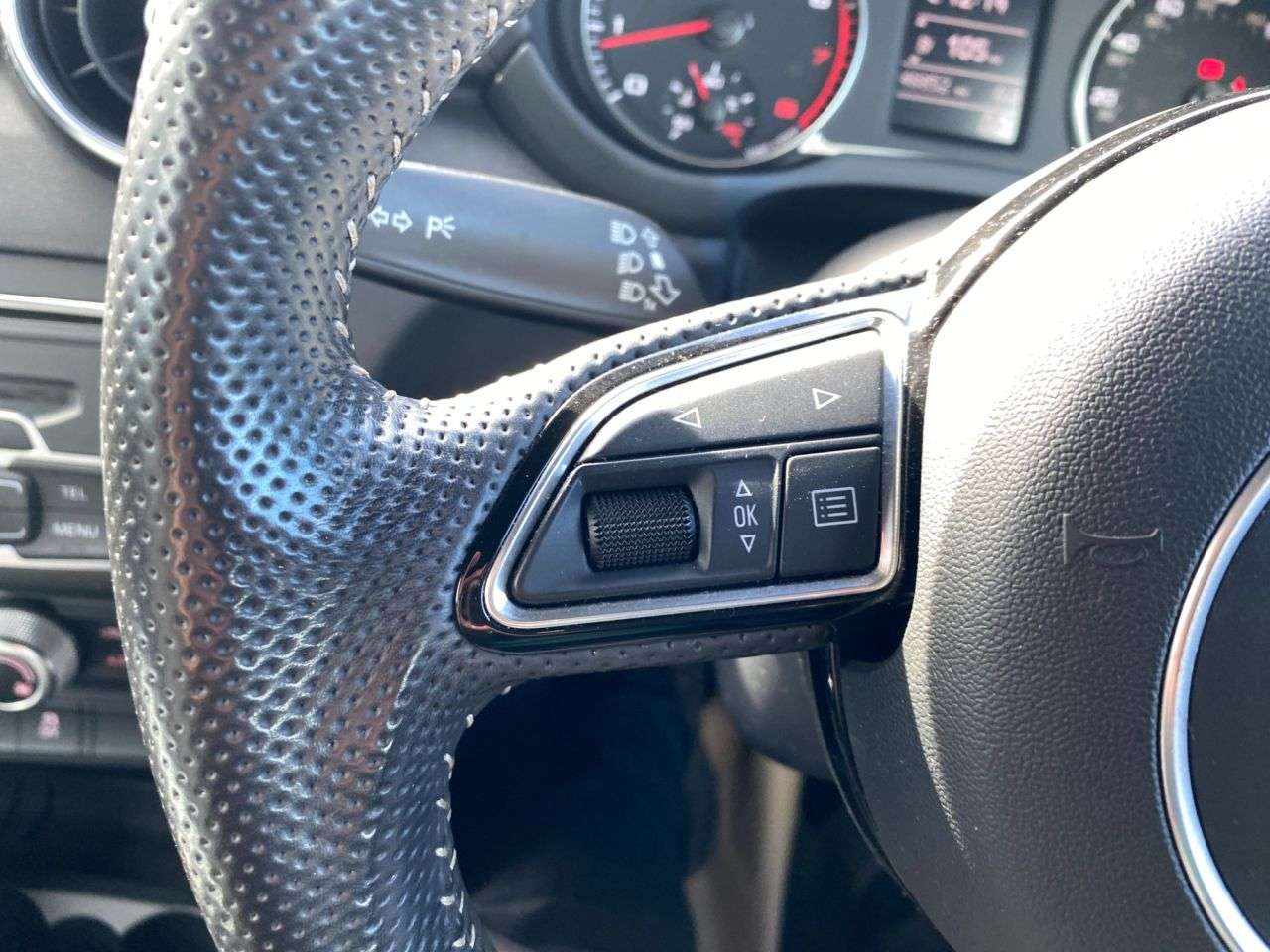 2017 AUDI A1 2017 AUDI A1