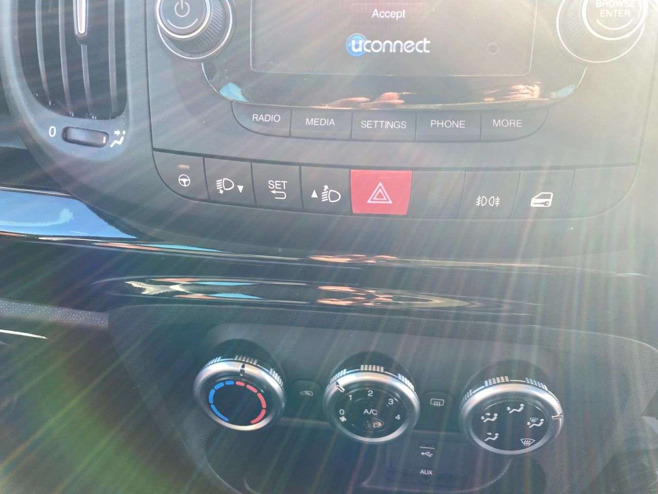 2015 FIAT 500L 2015 FIAT 500L