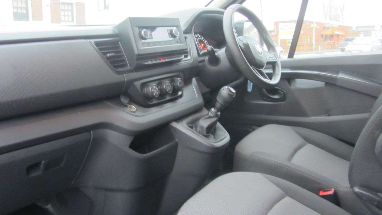 2022 RENAULT TRAFIC 2022 RENAULT TRAFIC