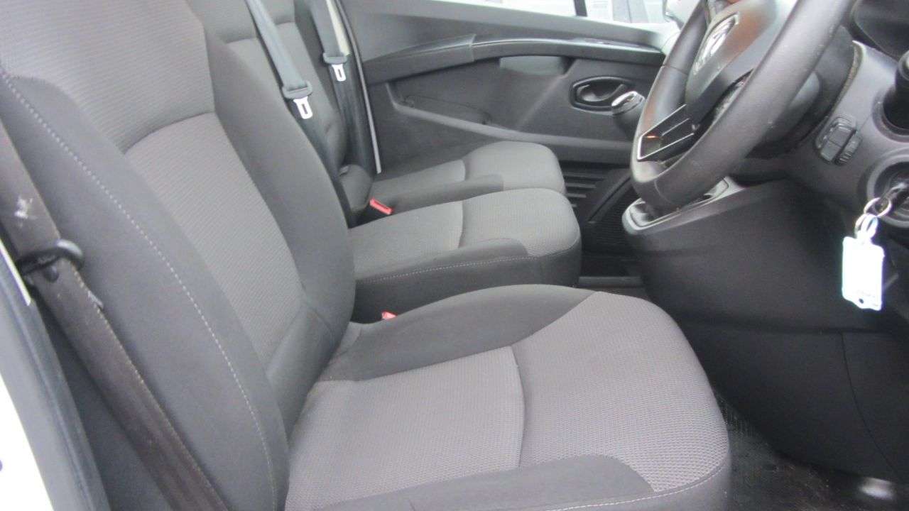 2022 RENAULT TRAFIC 2022 RENAULT TRAFIC