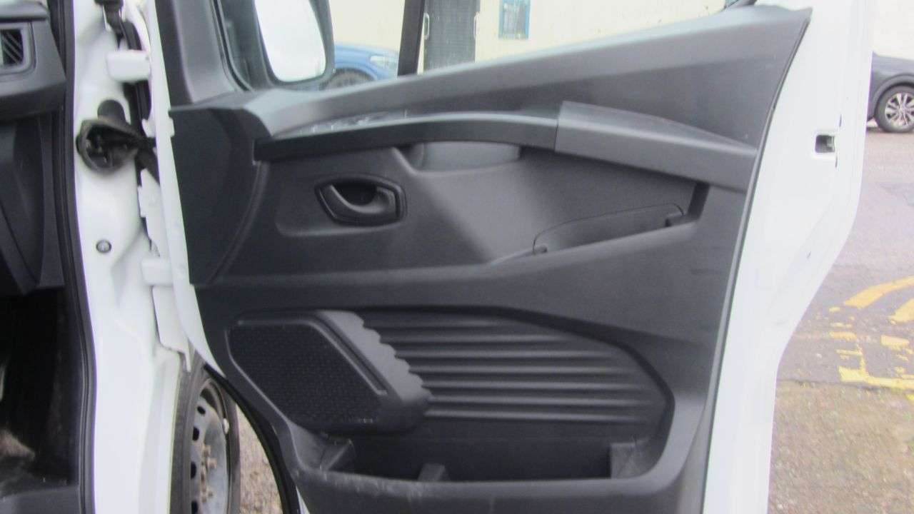 2022 RENAULT TRAFIC 2022 RENAULT TRAFIC