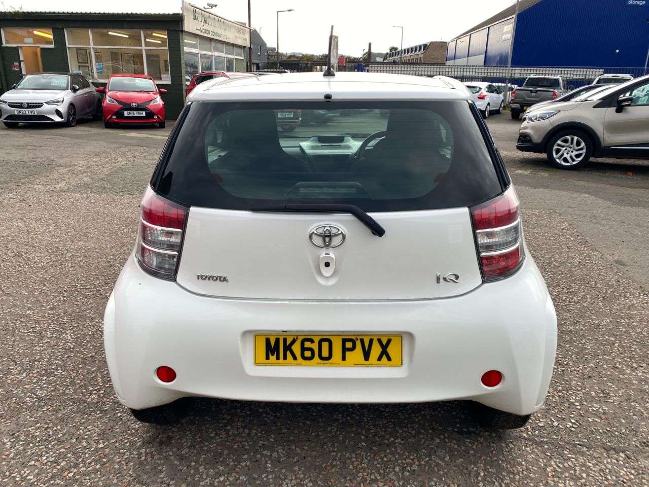 2010 TOYOTA IQ 2010 TOYOTA IQ