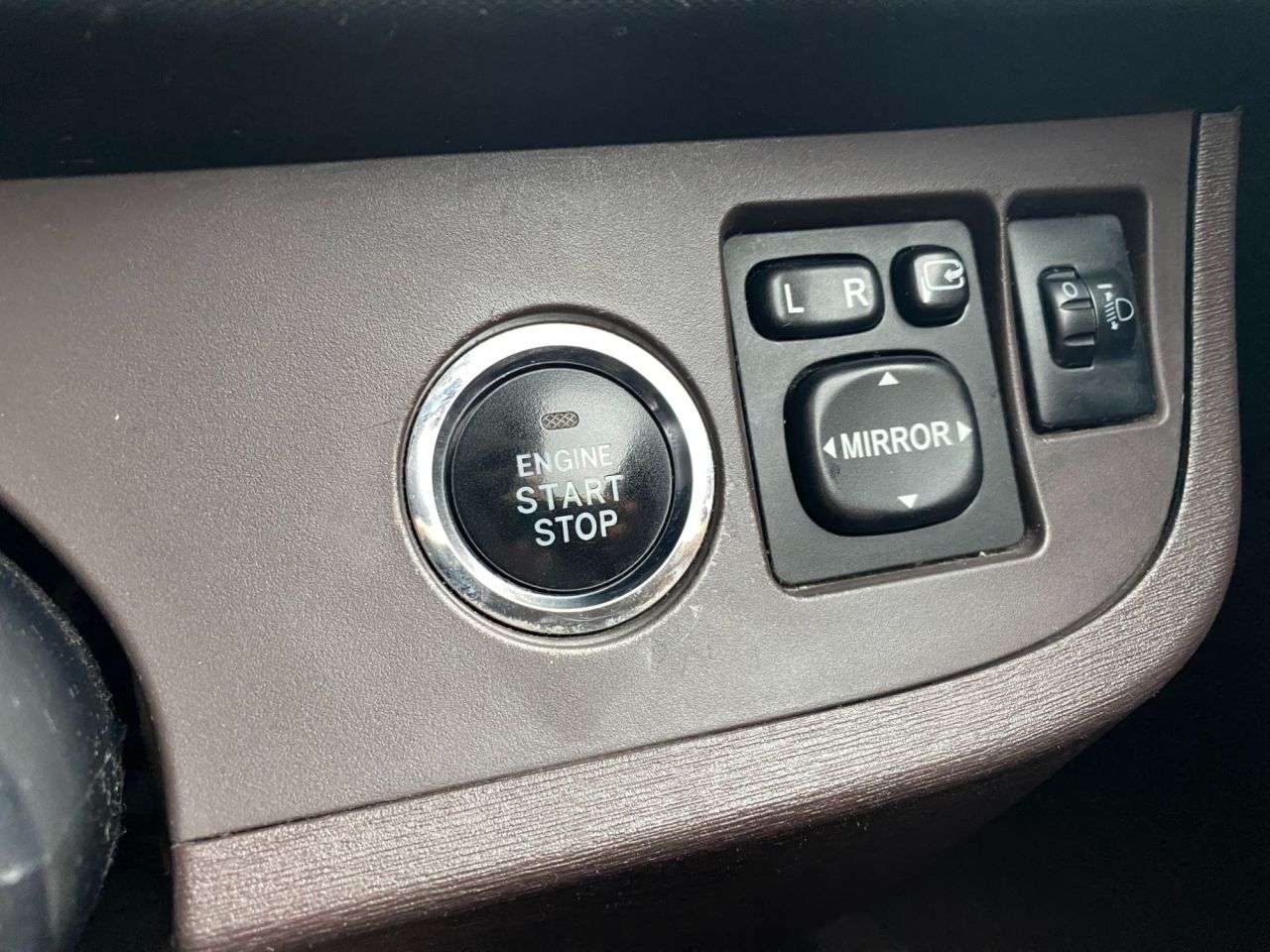 2010 TOYOTA IQ 2010 TOYOTA IQ