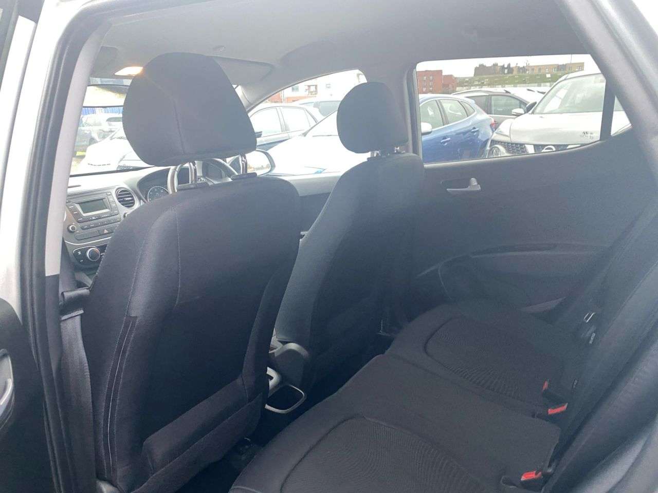 2017 HYUNDAI I10 2017 HYUNDAI I10