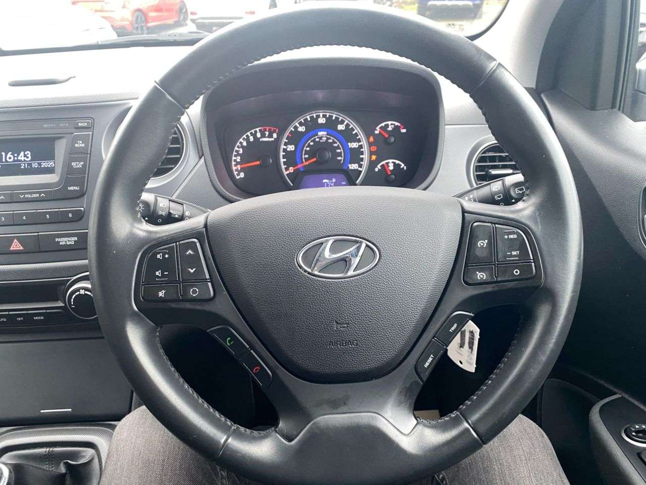 2017 HYUNDAI I10 2017 HYUNDAI I10