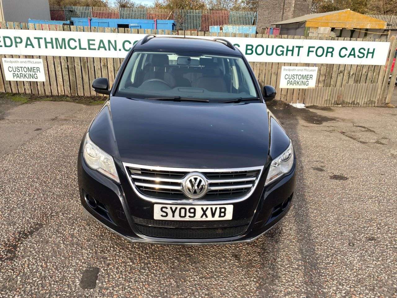 A 2009 VOLKSWAGEN TIGUAN 2.0 TDI S SUV 5dr Diesel Manual 4WD Euro 5 (140 ps) PX WELCOME FINANCE MAY A 2009 VOLKSWAGEN TIGUAN 2.0 TDI S SUV 5dr Diesel Manual 4WD Euro 5 (140 ps) PX WELCOME FINANCE MAY