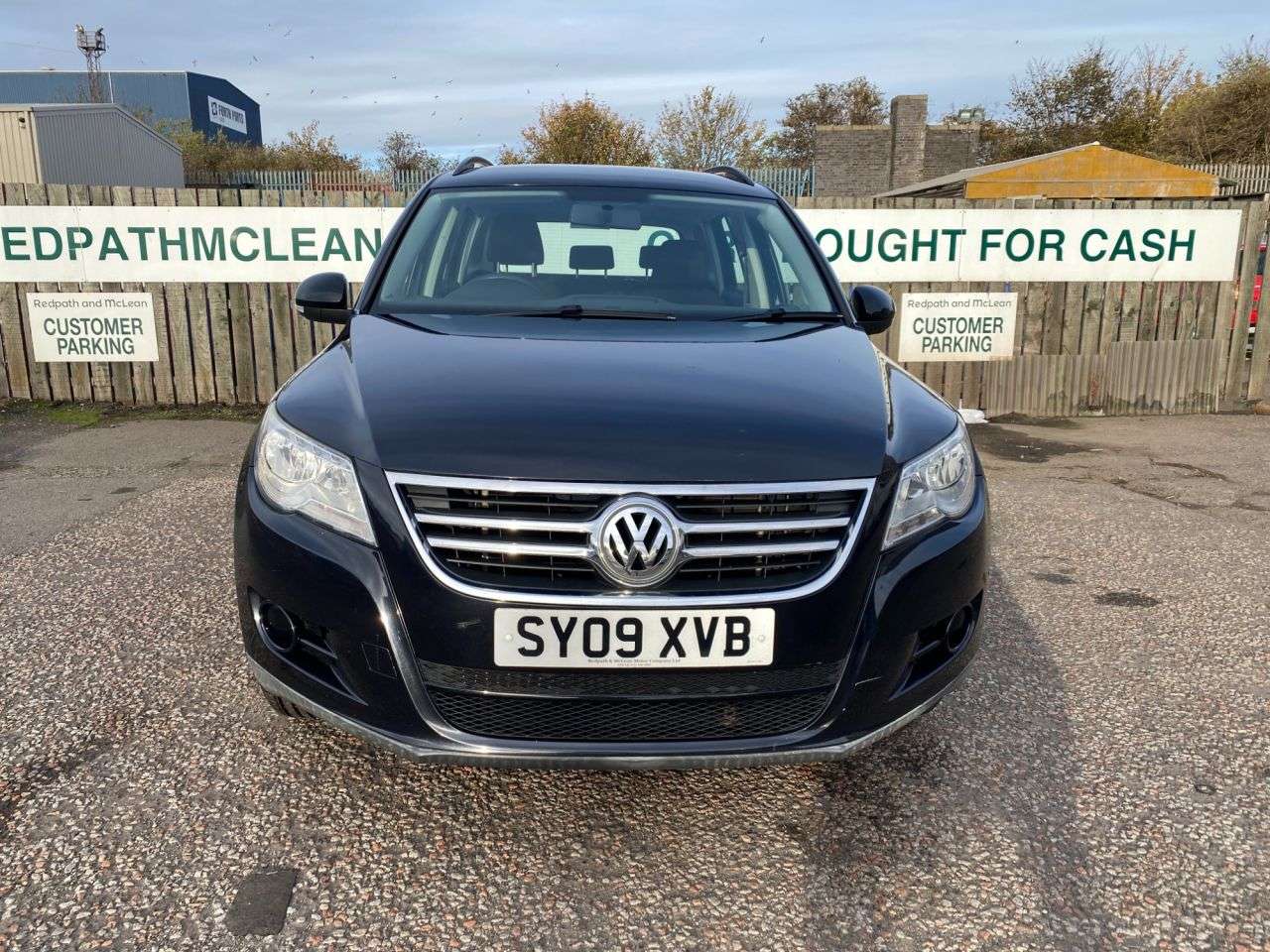 A 2009 VOLKSWAGEN TIGUAN 2.0 TDI S SUV 5dr Diesel Manual 4WD Euro 5 (140 ps) PX WELCOME FINANCE MAY A 2009 VOLKSWAGEN TIGUAN 2.0 TDI S SUV 5dr Diesel Manual 4WD Euro 5 (140 ps) PX WELCOME FINANCE MAY