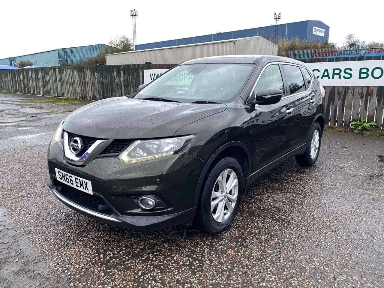A 2016 NISSAN X-TRAIL 1.6 DIG-T Acenta SUV 5dr Petrol Manual Euro 6 (s/s) (163 ps) A 2016 NISSAN X-TRAIL 1.6 DIG-T Acenta SUV 5dr Petrol Manual Euro 6 (s/s) (163 ps)