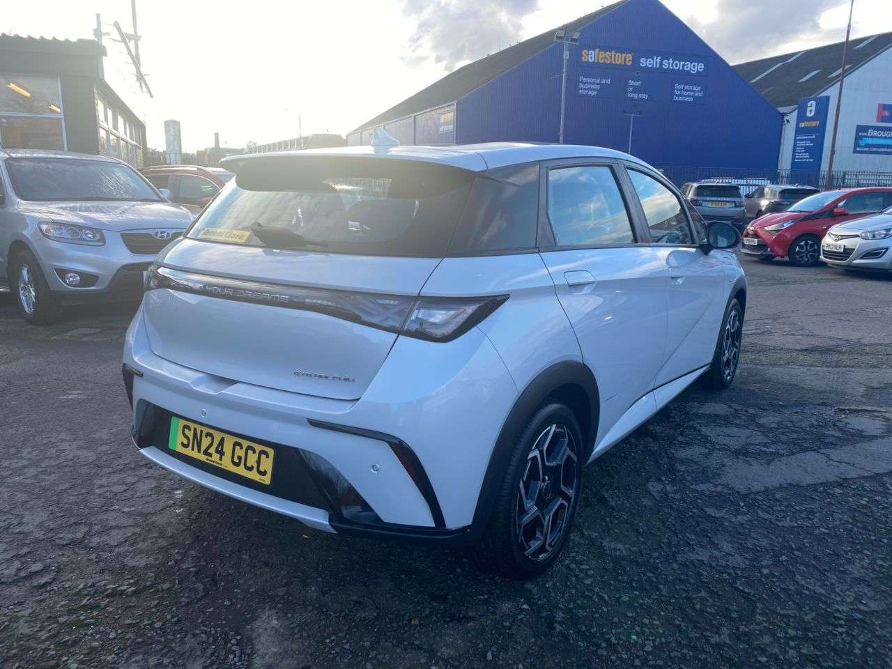 2024 BYD DOLPHIN 2024 BYD DOLPHIN