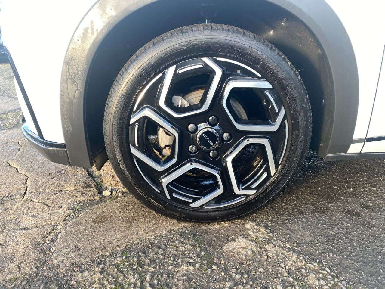 2024 BYD DOLPHIN 2024 BYD DOLPHIN