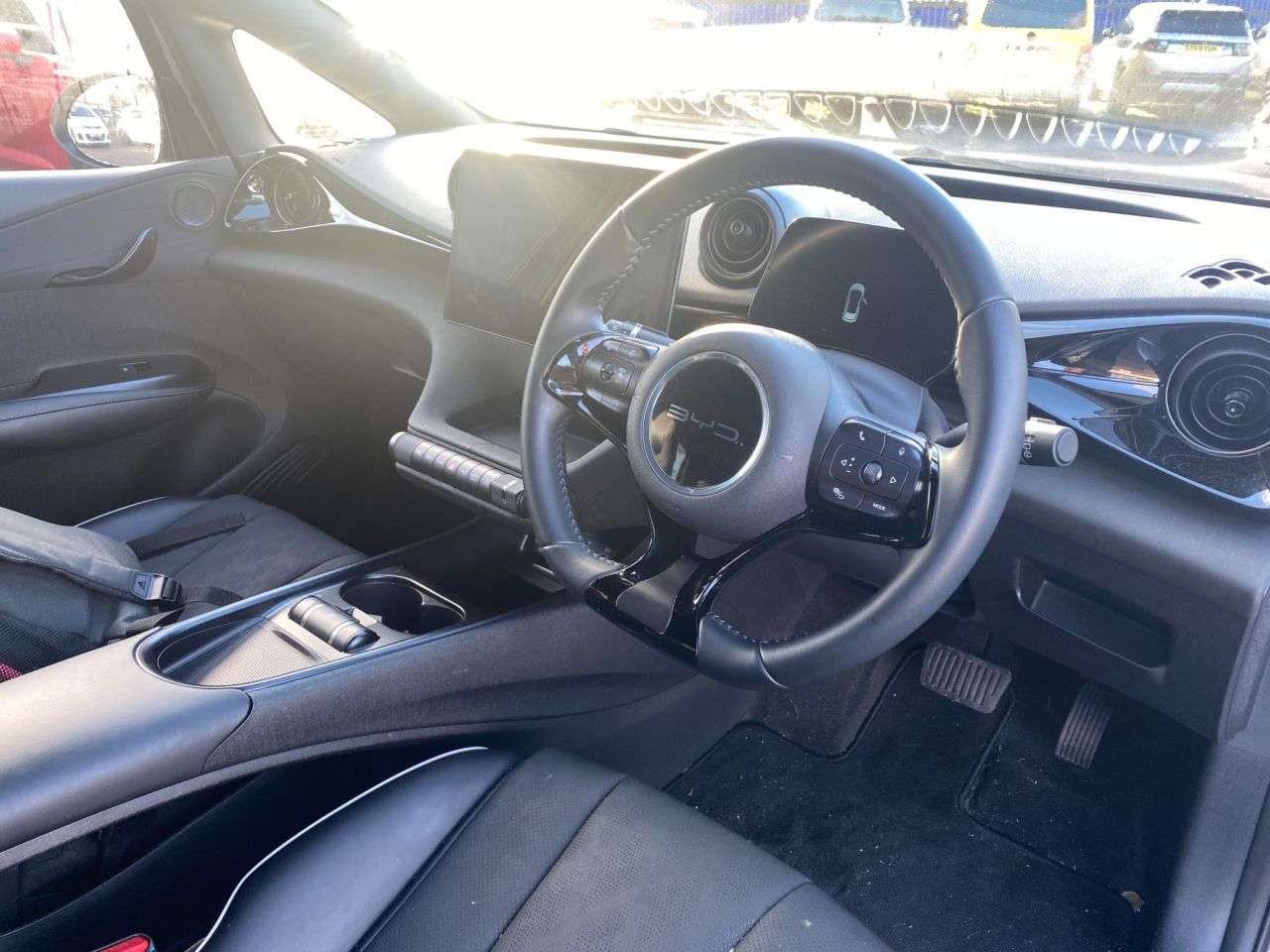 2024 BYD DOLPHIN 2024 BYD DOLPHIN