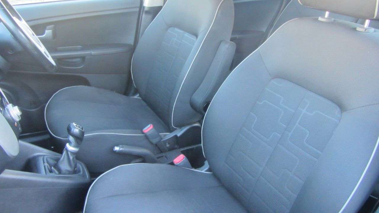 2014 KIA VENGA 2014 KIA VENGA