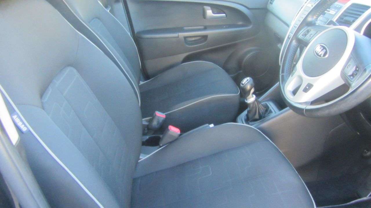 2014 KIA VENGA 2014 KIA VENGA