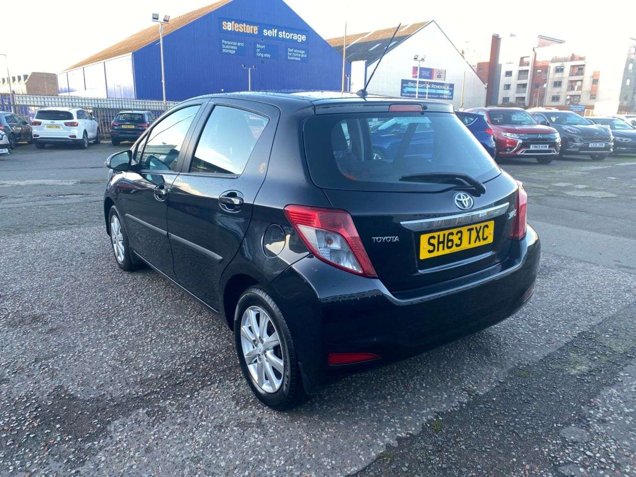 2013 TOYOTA YARIS 2013 TOYOTA YARIS