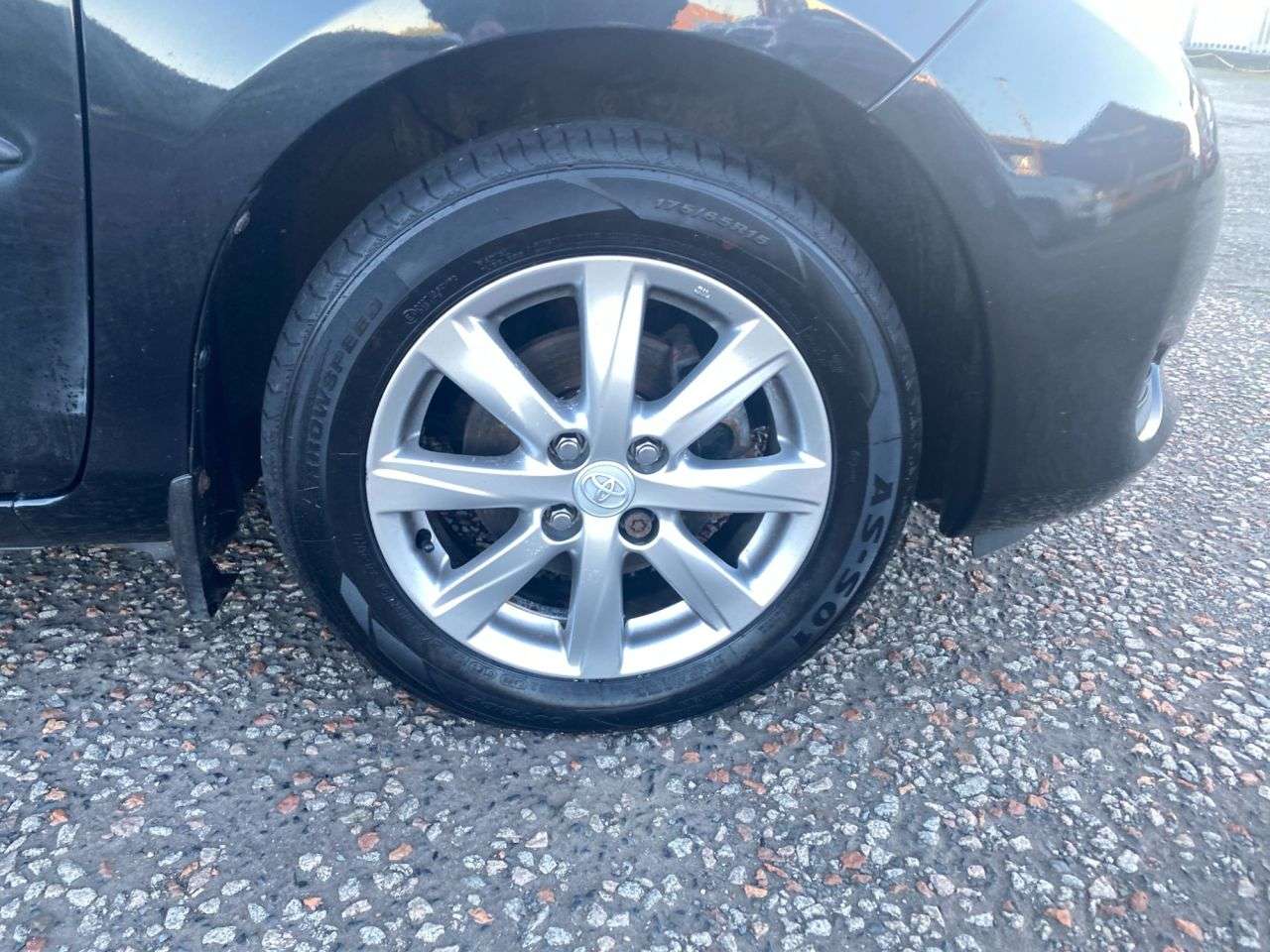 2013 TOYOTA YARIS 2013 TOYOTA YARIS