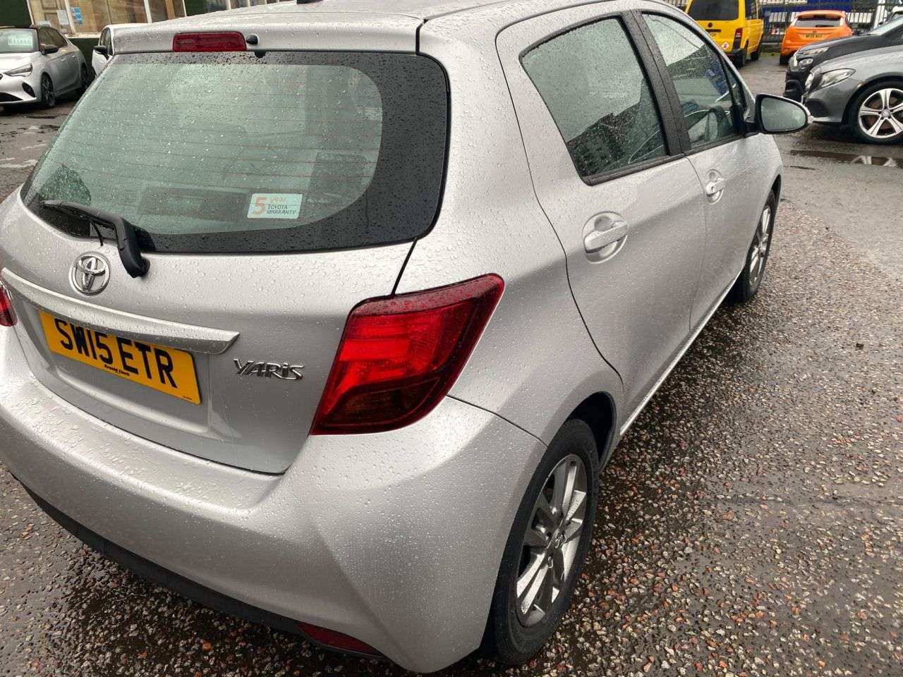 2015 TOYOTA YARIS 2015 TOYOTA YARIS