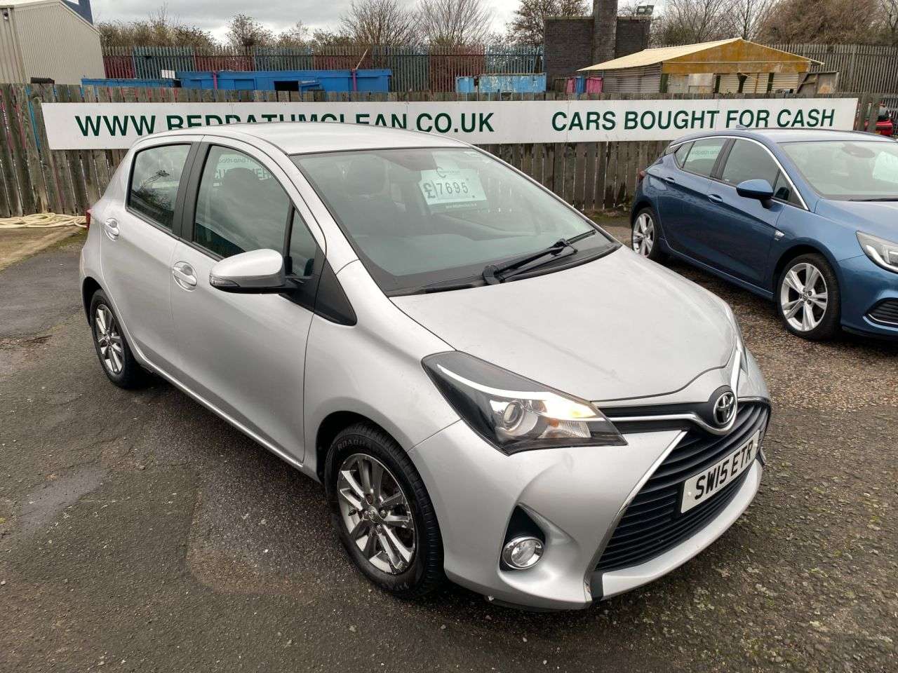 A 2015 TOYOTA YARIS 1.0 VVT-i Icon Hatchback 5dr Petrol Manual Euro 6 (69 ps) VERY LOW MILEAGE A 2015 TOYOTA YARIS 1.0 VVT-i Icon Hatchback 5dr Petrol Manual Euro 6 (69 ps) VERY LOW MILEAGE