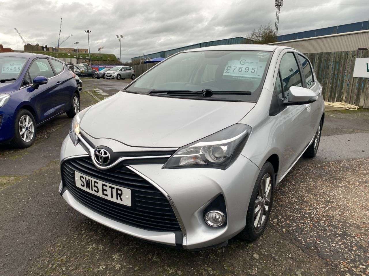 2015 TOYOTA YARIS 2015 TOYOTA YARIS