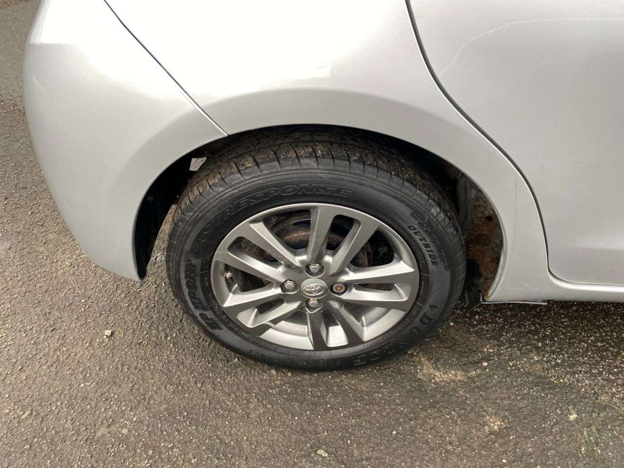 2015 TOYOTA YARIS 2015 TOYOTA YARIS