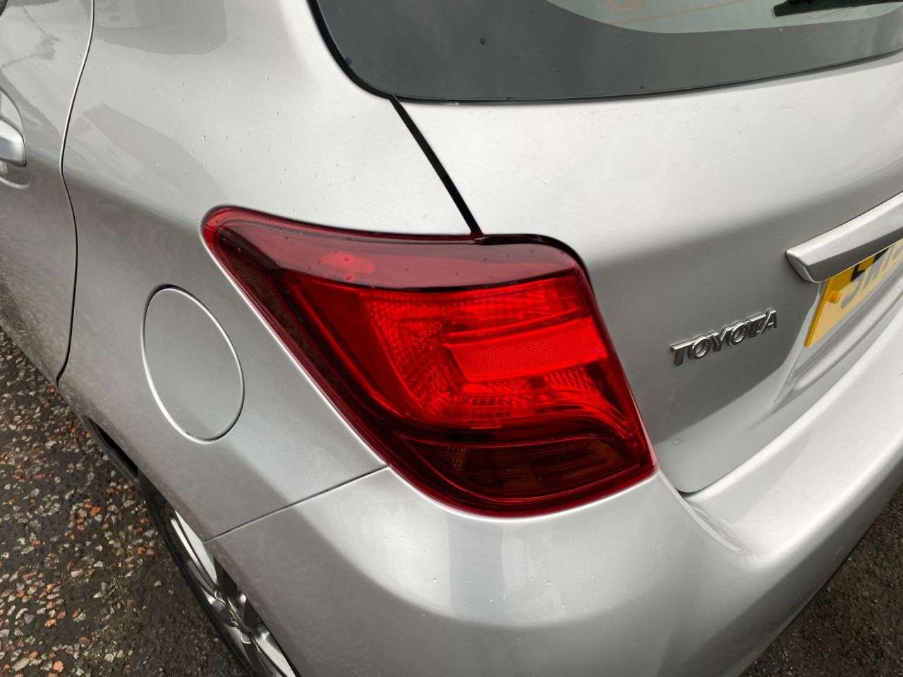 2015 TOYOTA YARIS 2015 TOYOTA YARIS