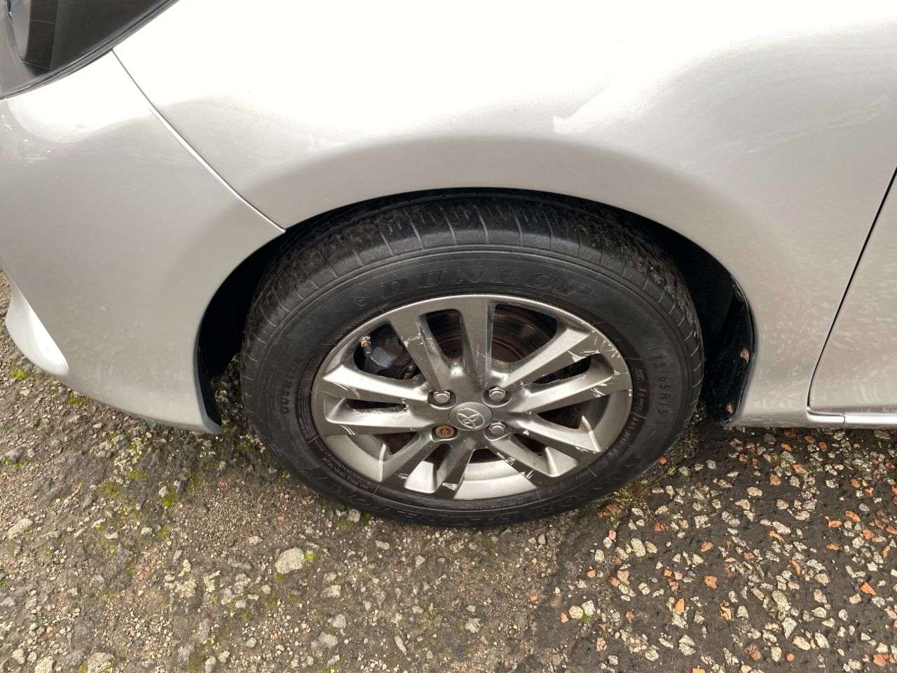 2015 TOYOTA YARIS 2015 TOYOTA YARIS