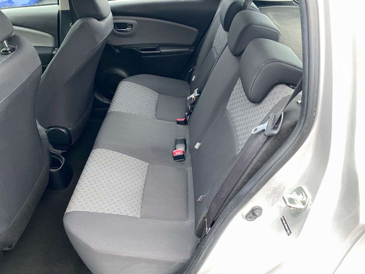 2015 TOYOTA YARIS 2015 TOYOTA YARIS