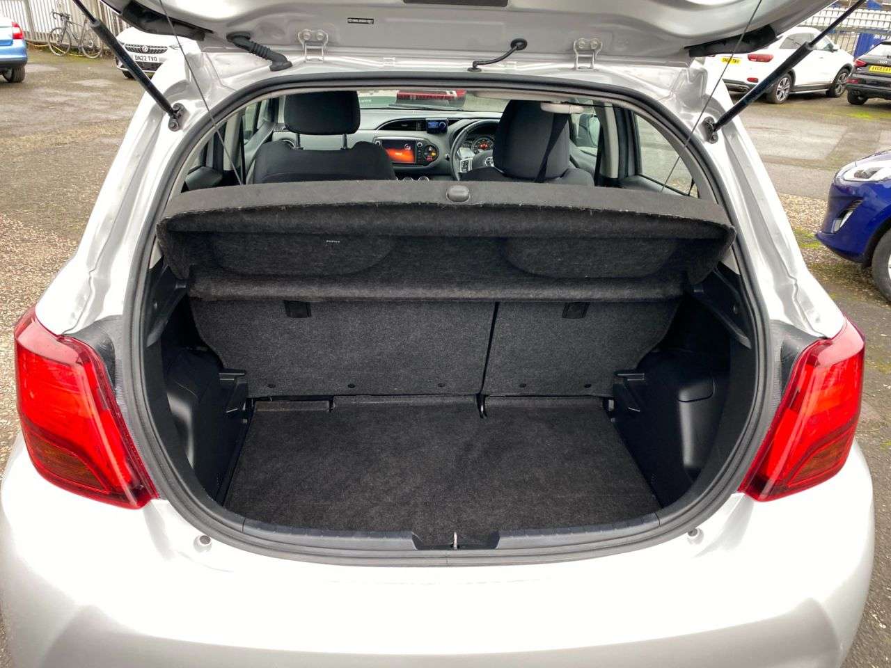 2015 TOYOTA YARIS 2015 TOYOTA YARIS