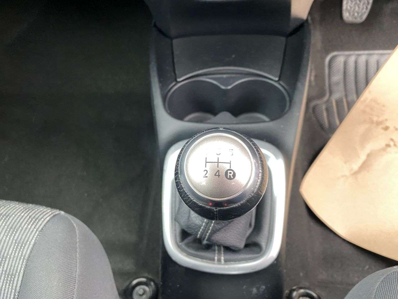 2015 TOYOTA YARIS 2015 TOYOTA YARIS