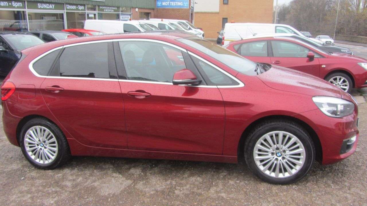 A 2015 BMW 2 SERIES ACTIVE TOURER 2.0 225i Luxury MPV 5dr Petrol Auto xDrive Euro 6 (s/s) (231 ps) A 2015 BMW 2 SERIES ACTIVE TOURER 2.0 225i Luxury MPV 5dr Petrol Auto xDrive Euro 6 (s/s) (231 ps)