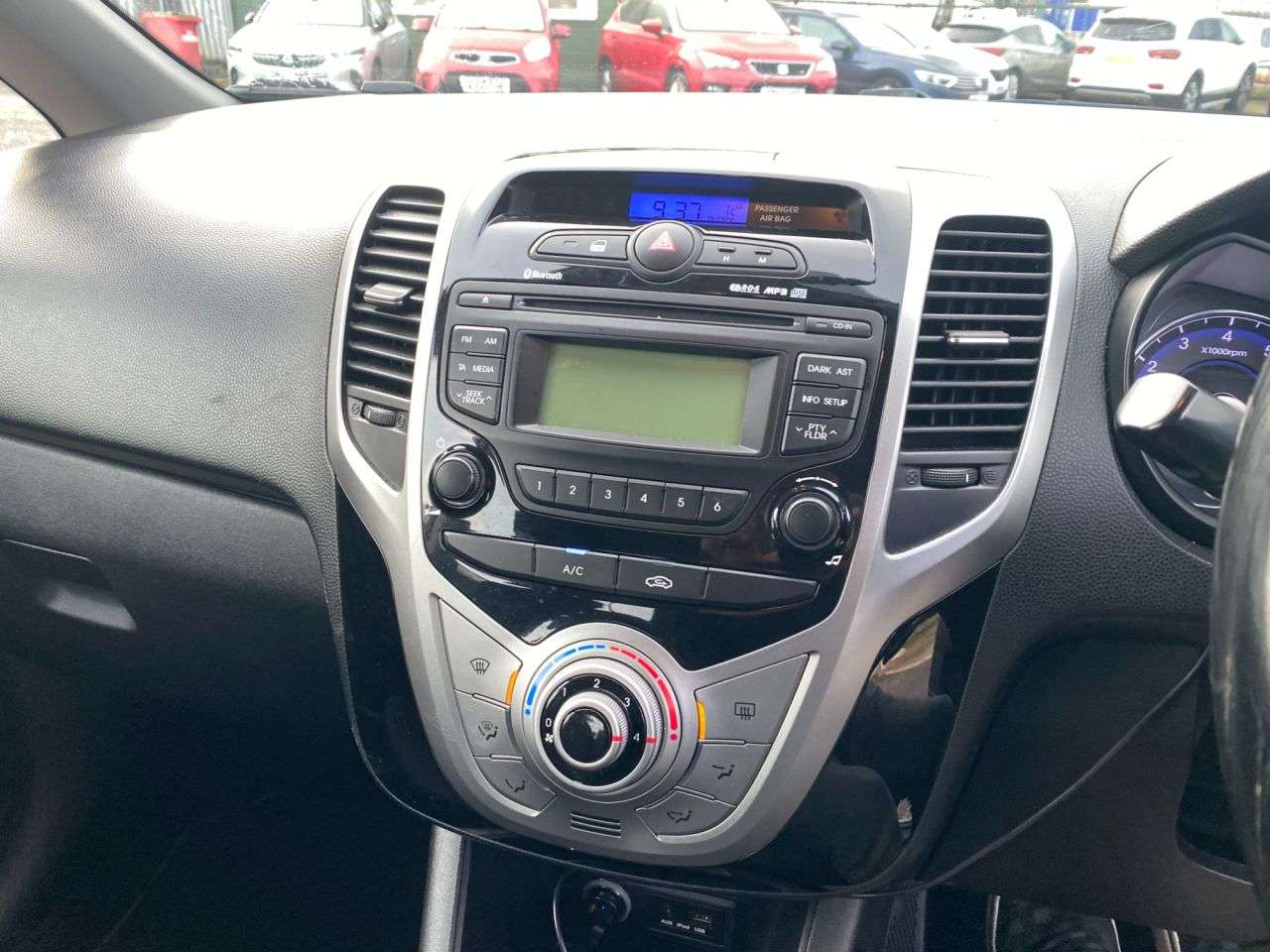 2015 HYUNDAI IX20 2015 HYUNDAI IX20