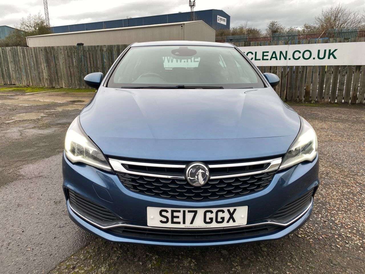 A 2017 VAUXHALL ASTRA 1.4i Turbo SRi VX Line Nav Hatchback 5dr Petrol Manual Euro 6 (150 ps) A 2017 VAUXHALL ASTRA 1.4i Turbo SRi VX Line Nav Hatchback 5dr Petrol Manual Euro 6 (150 ps)