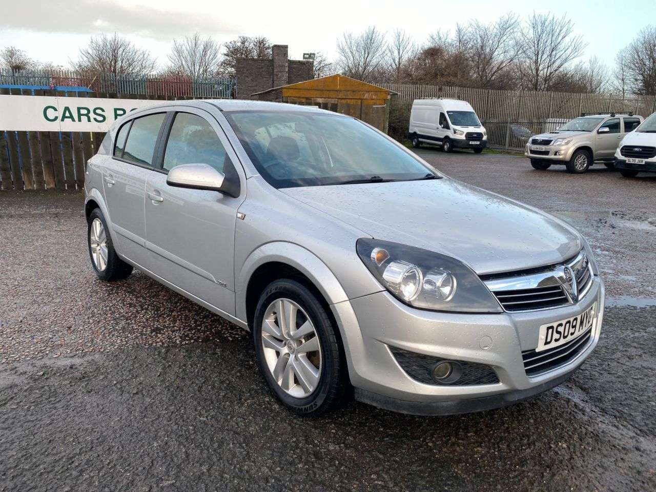 A 2009 VAUXHALL ASTRA 1.6i 16v SXi Hatchback 5dr Petrol Manual (155 g/km, 113 bhp) Just Arrived A 2009 VAUXHALL ASTRA 1.6i 16v SXi Hatchback 5dr Petrol Manual (155 g/km, 113 bhp) Just Arrived