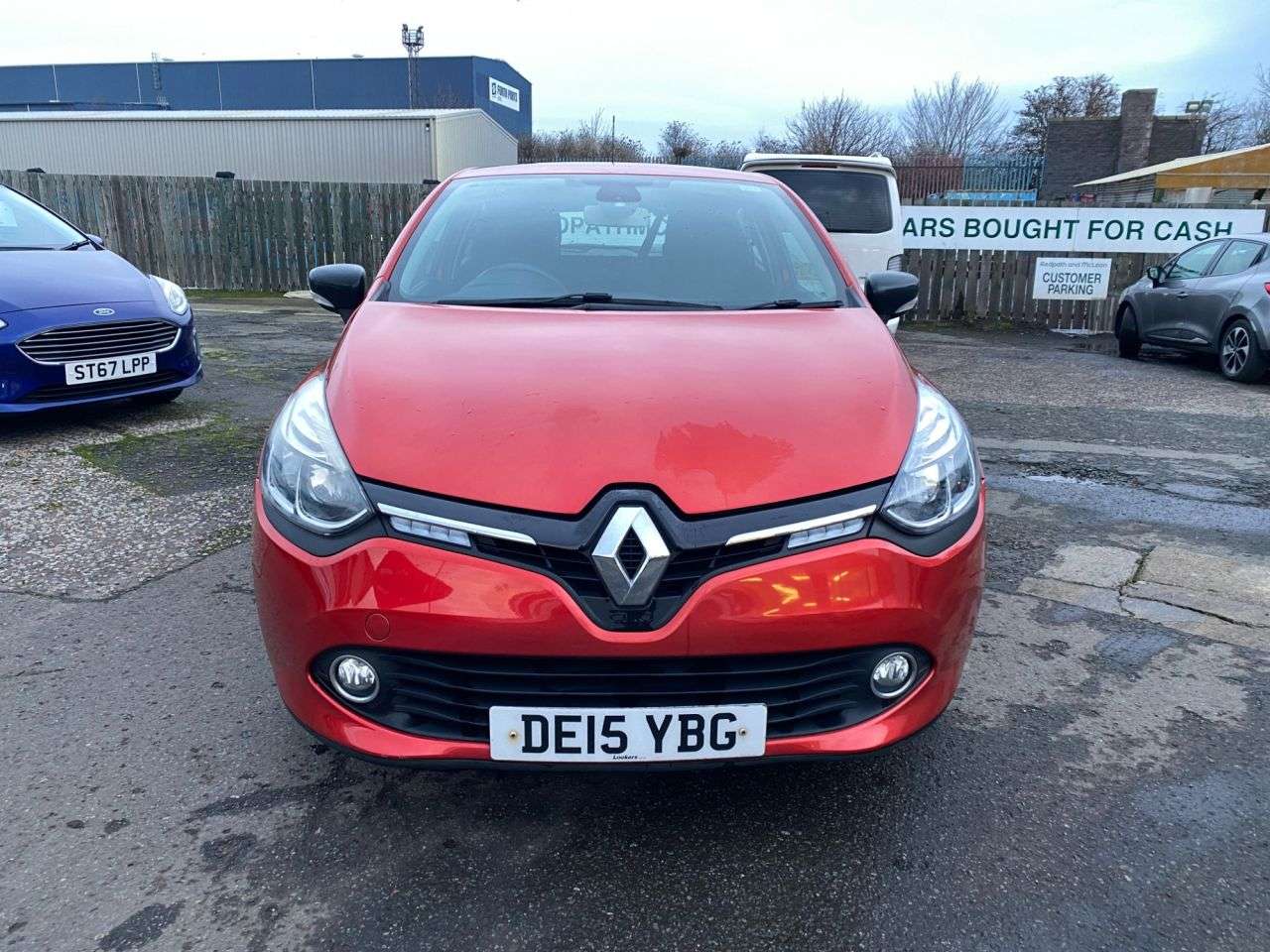 A 2015 RENAULT CLIO 1.2 16V Dynamique MediaNav Hatchback 5dr Petrol Manual Euro 5 (75 ps) PX WE A 2015 RENAULT CLIO 1.2 16V Dynamique MediaNav Hatchback 5dr Petrol Manual Euro 5 (75 ps) PX WE