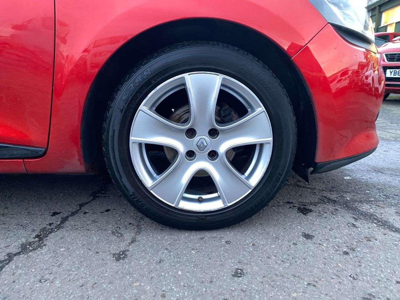 2015 RENAULT CLIO 2015 RENAULT CLIO