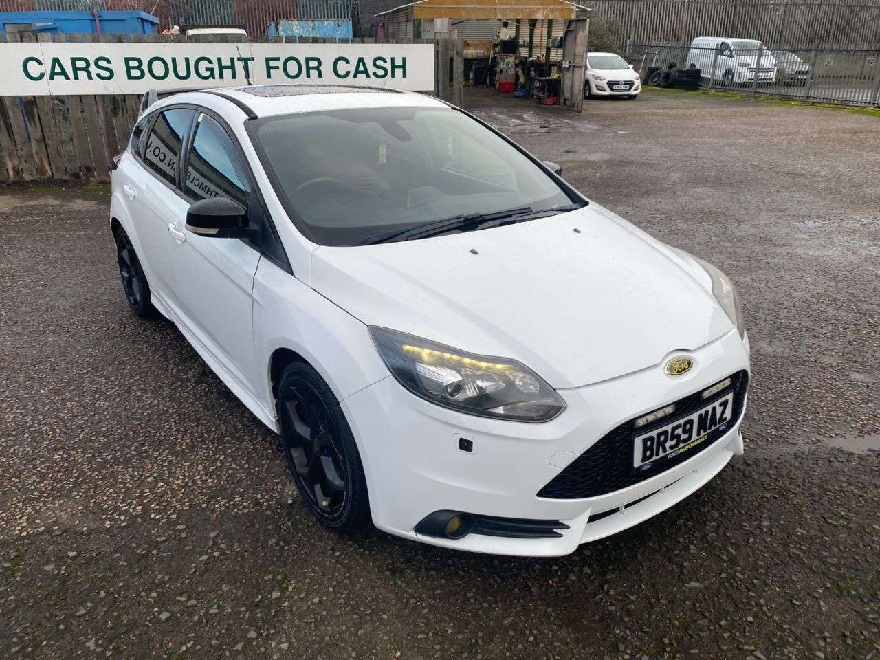 A 2013 FORD FOCUS 2.0T EcoBoost ST-3 Hatchback 5dr Petrol Manual Euro 5 (s/s) (250 ps) PX WEL A 2013 FORD FOCUS 2.0T EcoBoost ST-3 Hatchback 5dr Petrol Manual Euro 5 (s/s) (250 ps) PX WEL