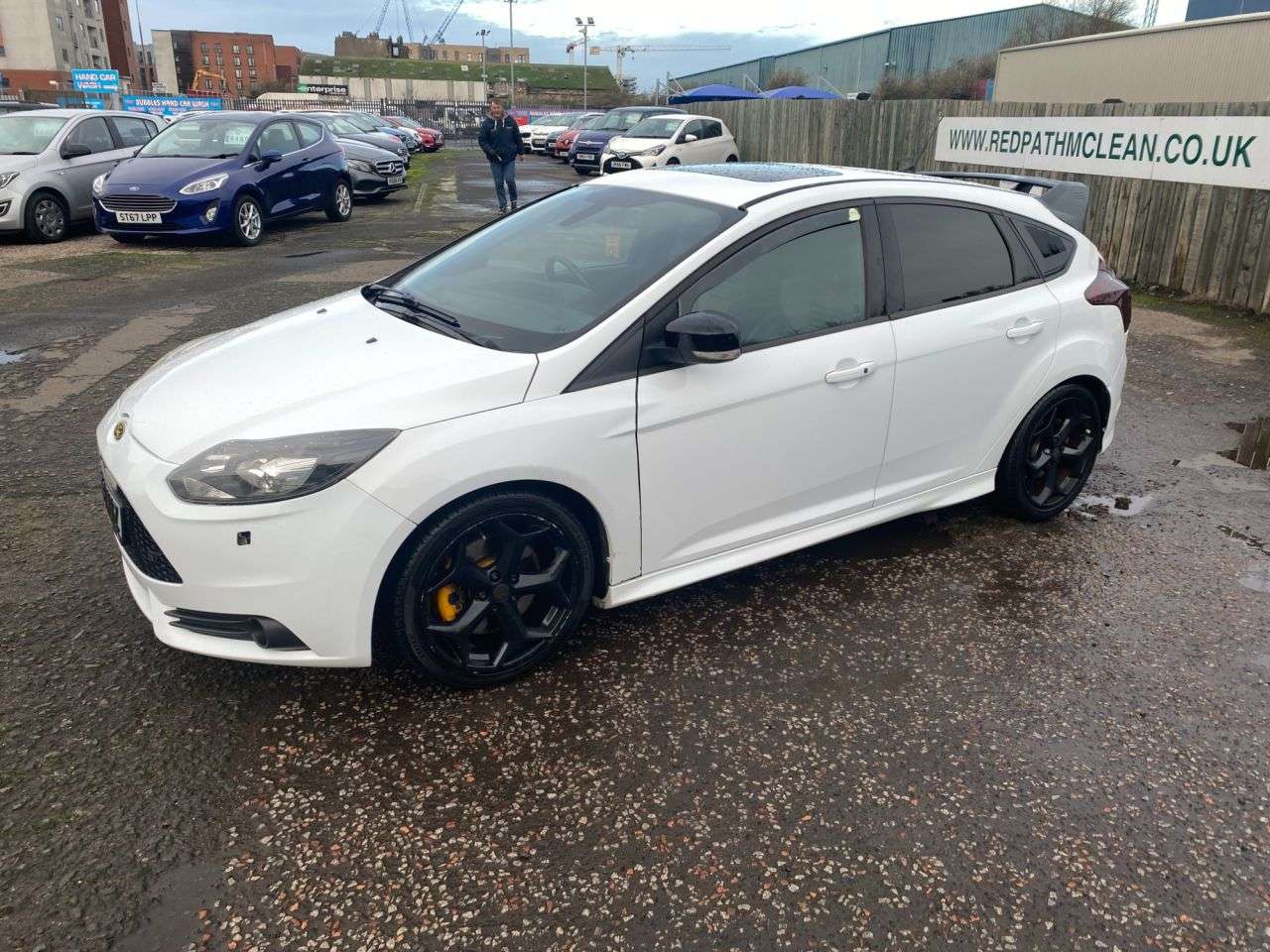 A 2013 FORD FOCUS 2.0T EcoBoost ST-3 Hatchback 5dr Petrol Manual Euro 5 (s/s) (250 ps) PX WEL A 2013 FORD FOCUS 2.0T EcoBoost ST-3 Hatchback 5dr Petrol Manual Euro 5 (s/s) (250 ps) PX WEL